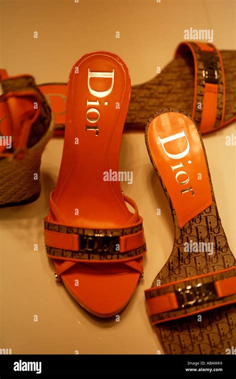 dior shoes dubai.